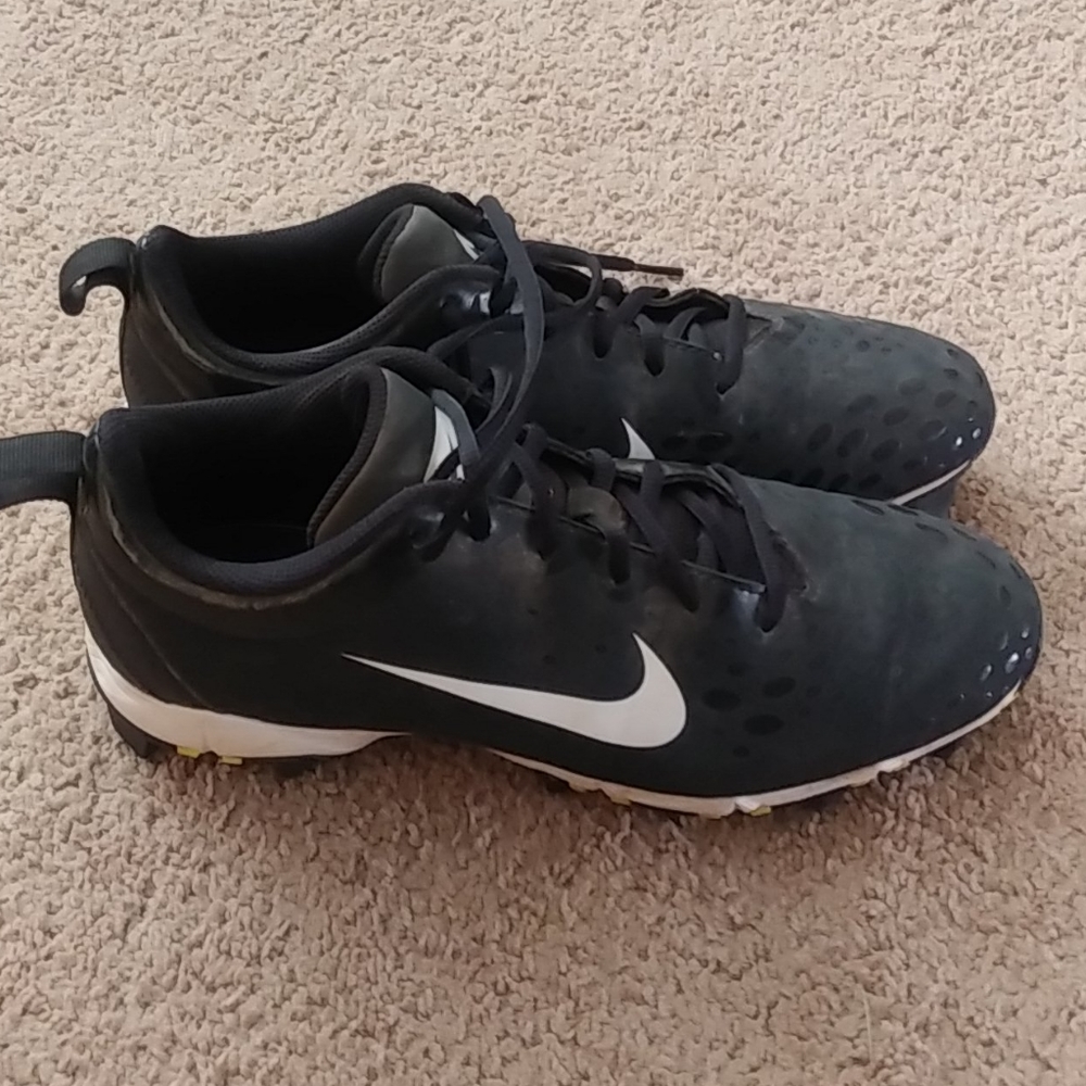 Womens Softball Cleats